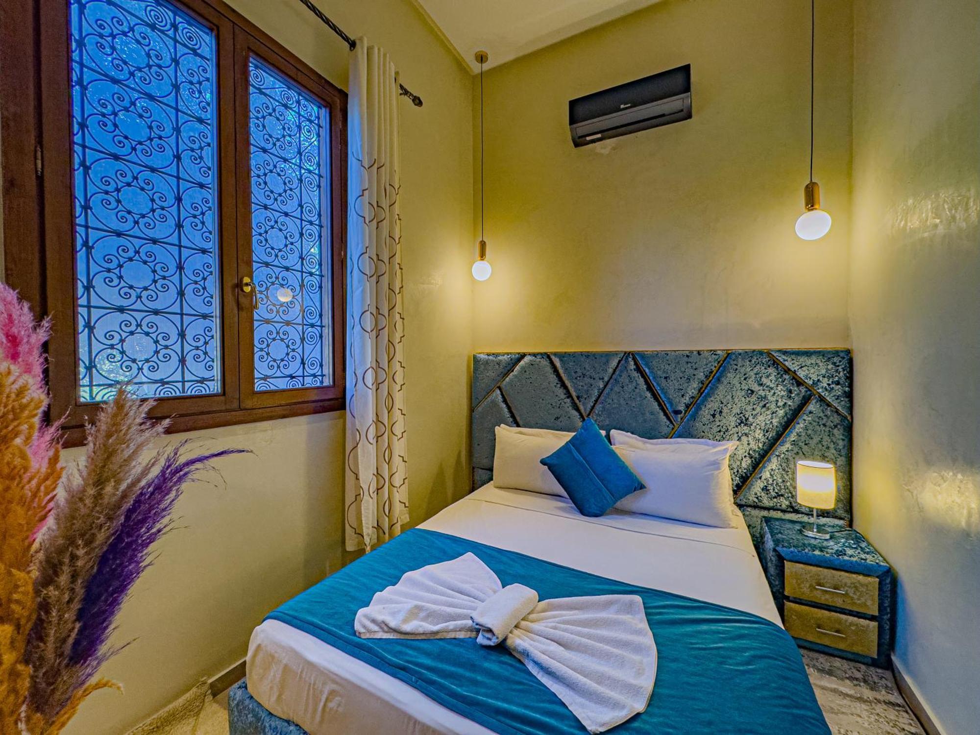 Azia * Marrakesh