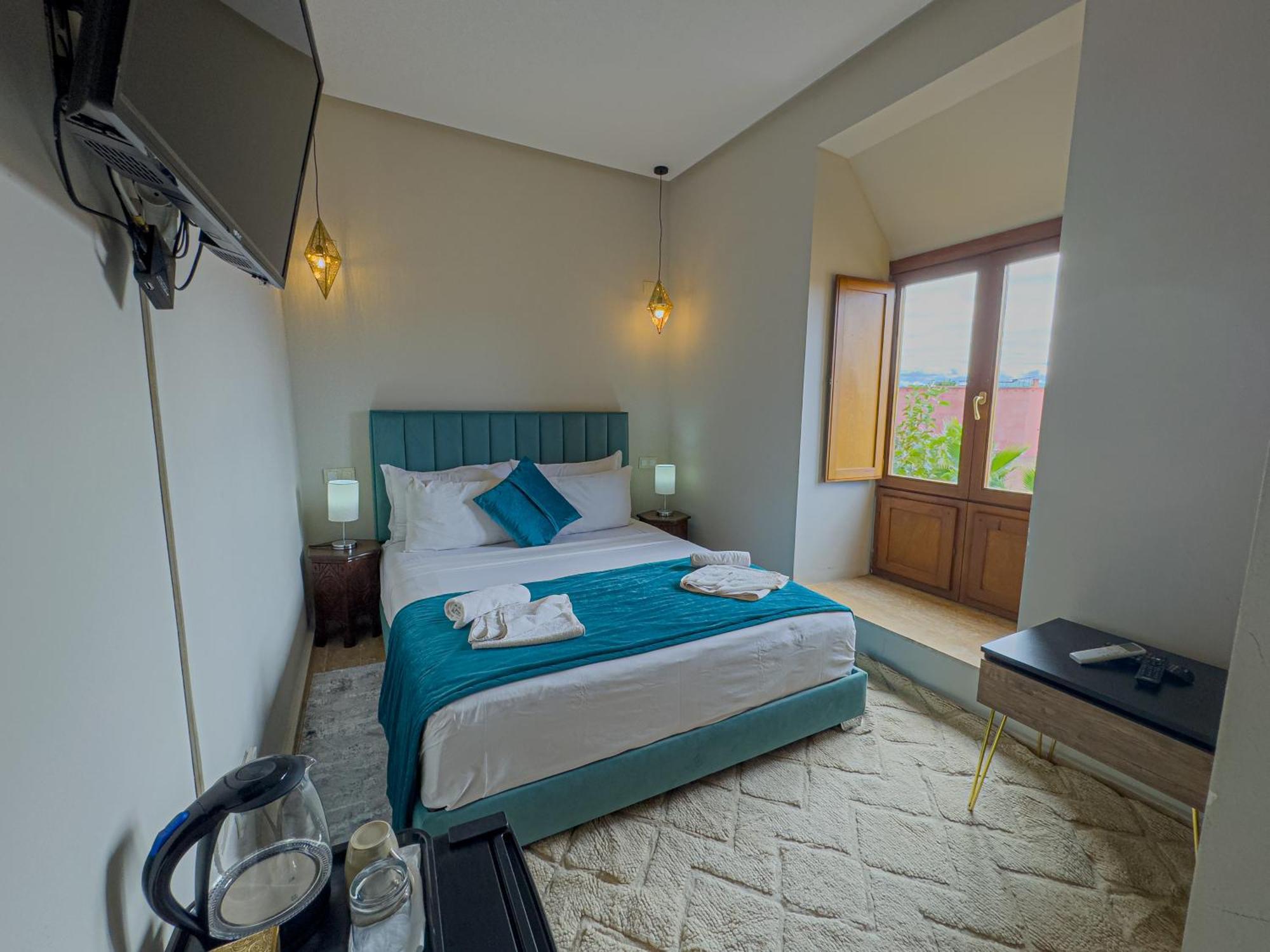 Riad Azia